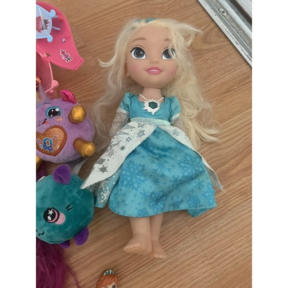 Mixed Bundle of Barbie Dolls Frozen Doll Elsa Squishy Monster High Aurora - Picture 11 of 11